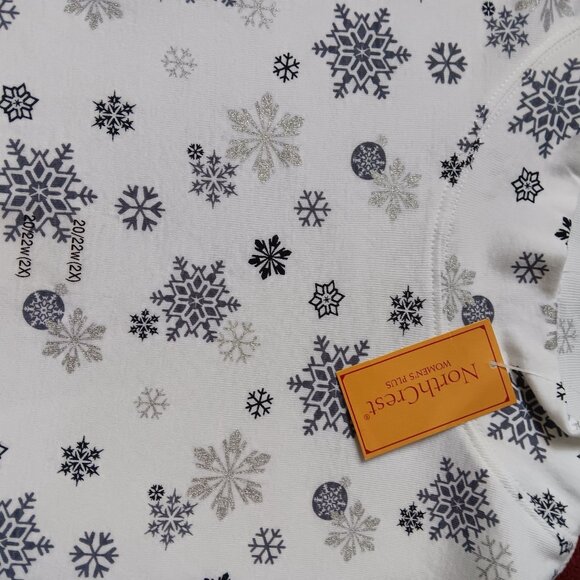 NEW Women's Snow Flake LS T-shirt 2X LS NORTHCREST White 20W/22W $19.99 NEW - Picture 2 of 7
